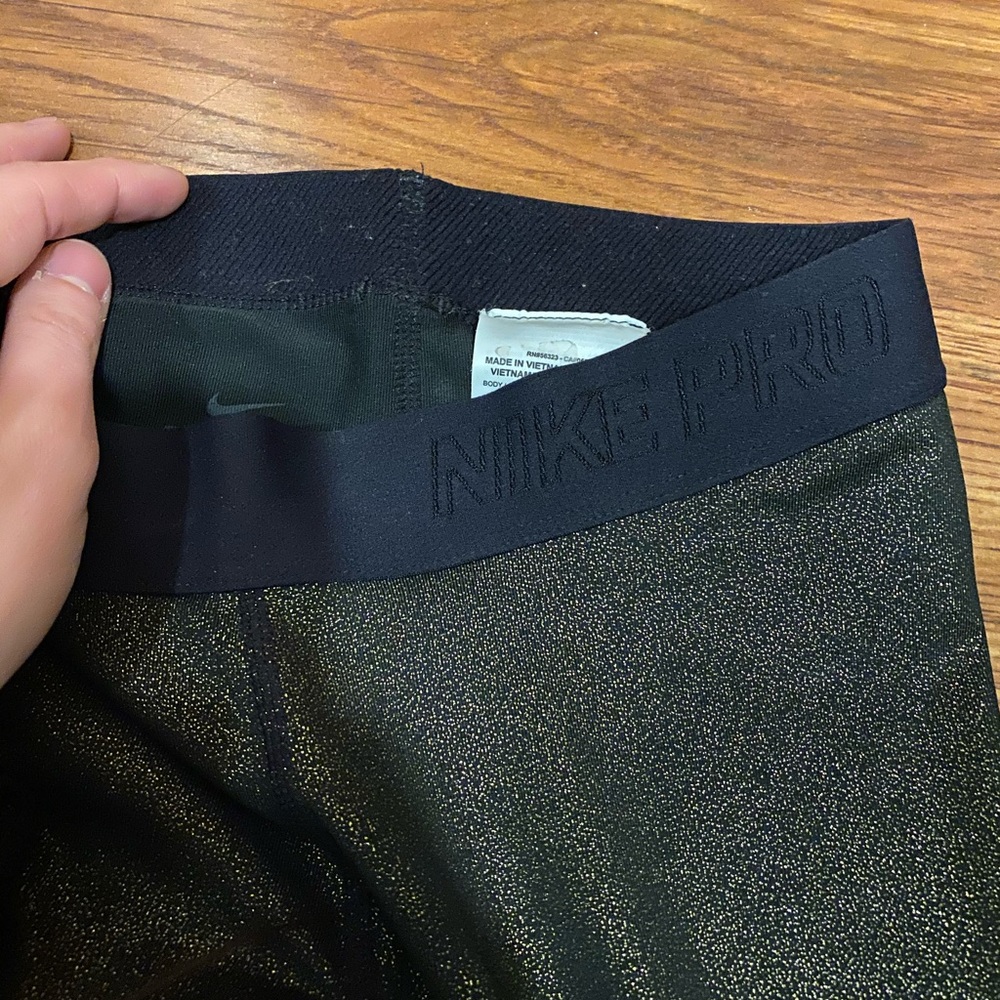 Nike Pro Leggings - image 4